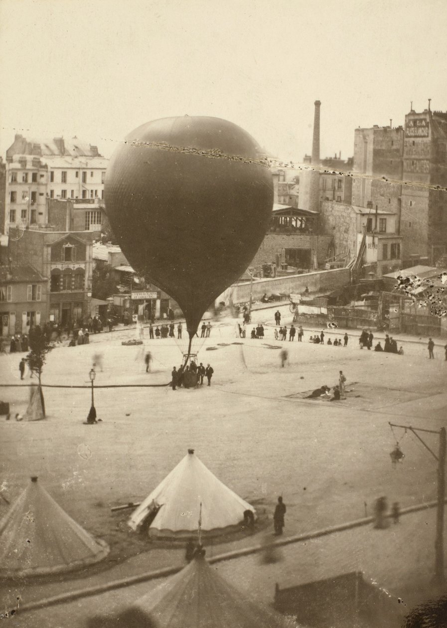 Neptun, Place Saint-Pierre na Montmartru, 23. září 1870 od Nadar