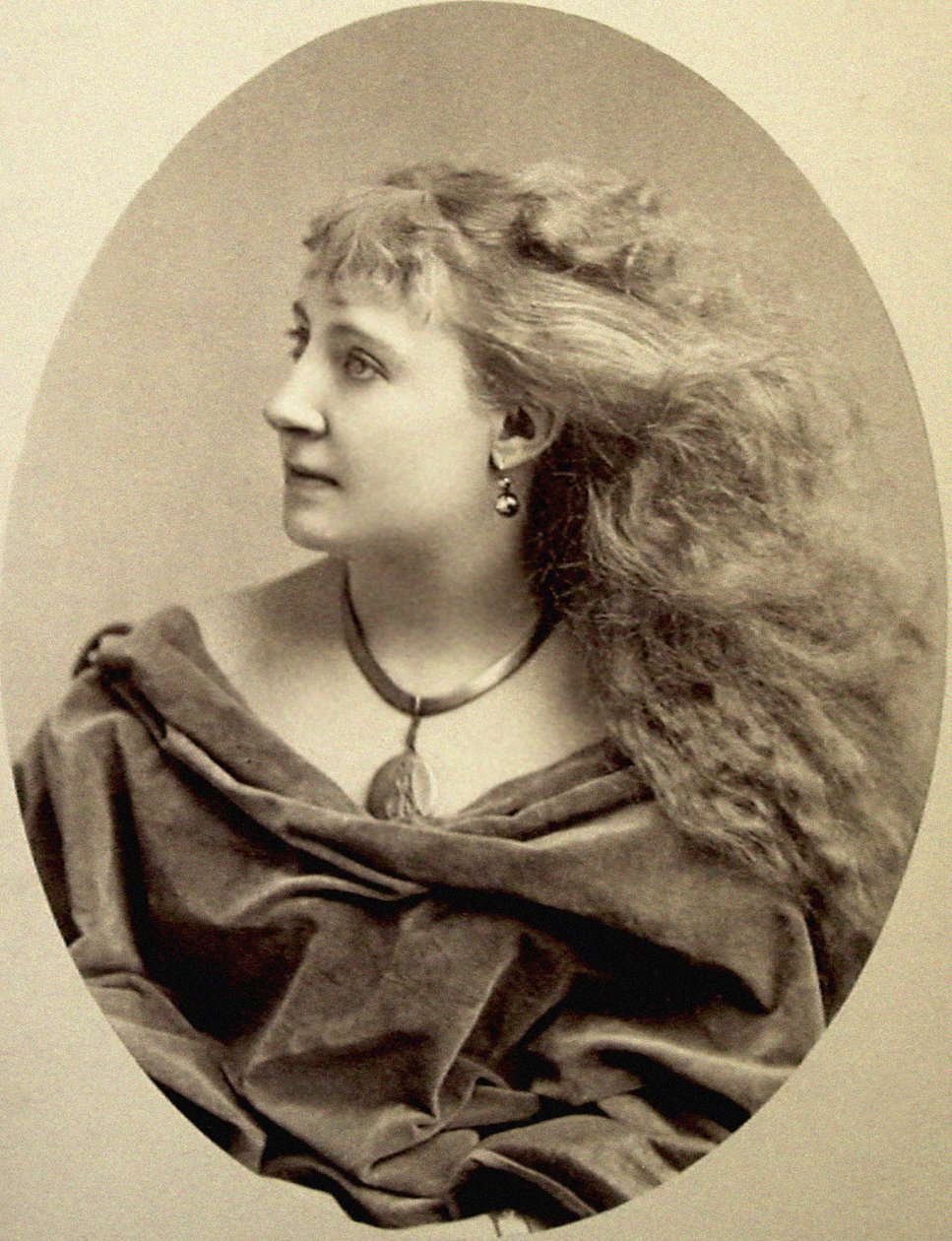Portrét Lydie Thompsonové, kolem roku 1865 od Napoleon Sarony