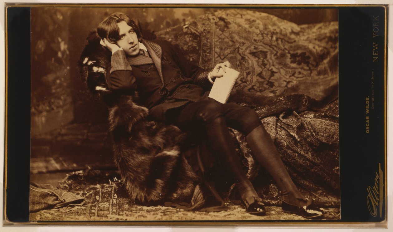 Portrét Oscara Wilda, kolem roku 1822 (sépiová fotografie) od Napoleon Sarony