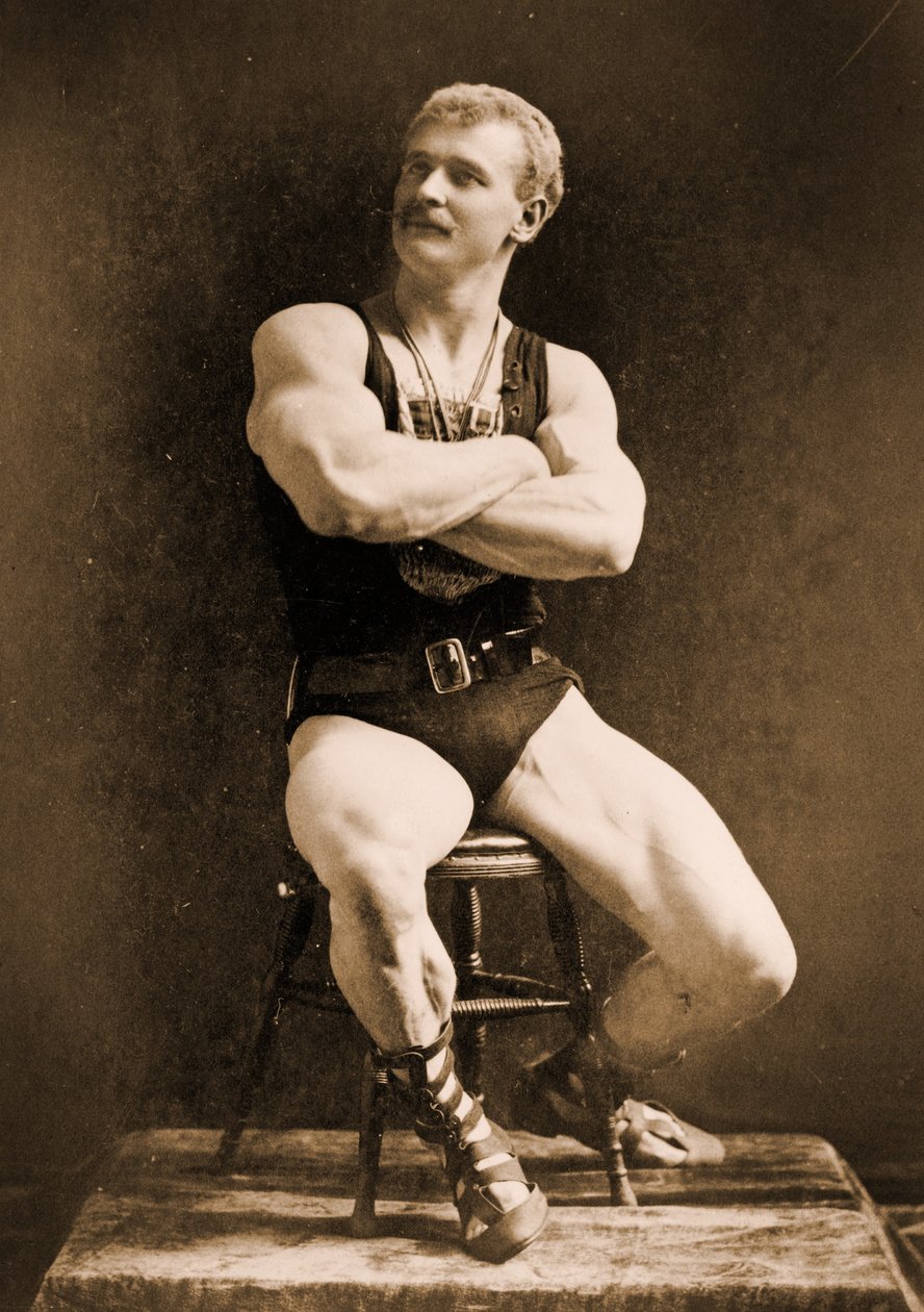 Eugen Sandow, v klasické starověké řecko-římské póze, kolem roku 1893 od Napoleon Sarony