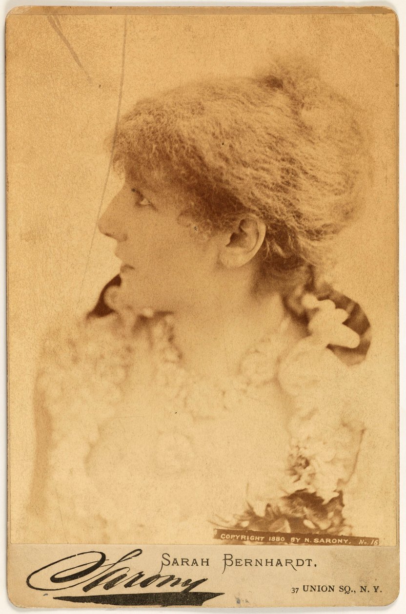 Porträt von Rosine Bernard, genannt Sarah Bernhardt (1844-1923), Schauspielerin od Napoleon Sarony