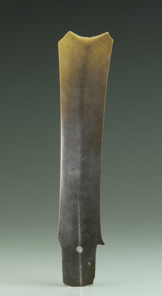 Vidlicový sekáč (zhang), kultura Qijia, cca 2500-2000 př. n. l. (nefrit) od Neolithic Period Chinese School