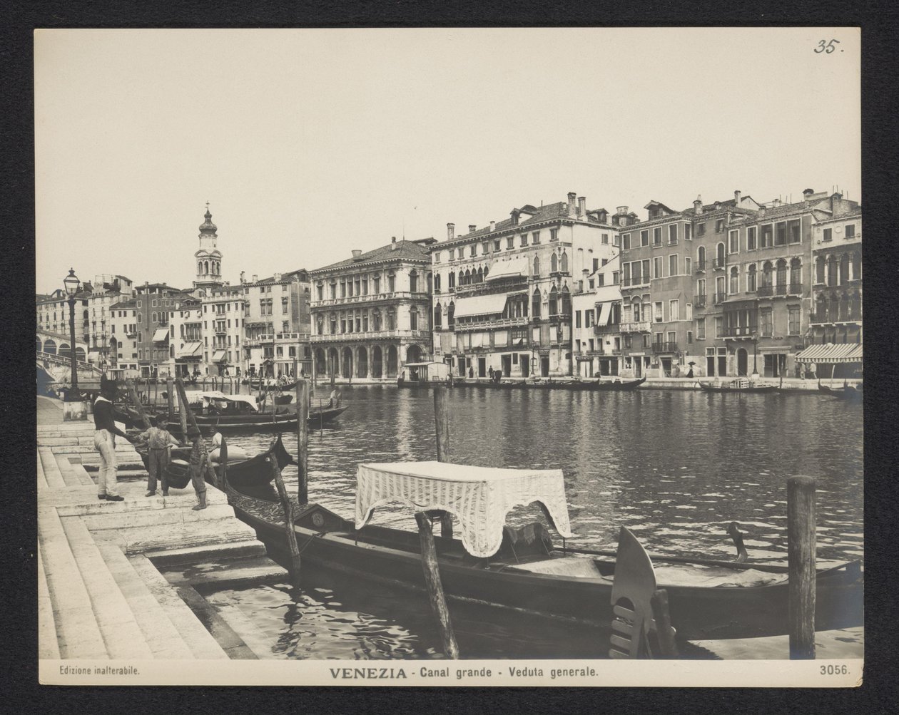 Pohled na Canal Grande v Benátkách Benátky – Canal Grande – Veduta generale (název na objektu) od Neue Photographische Gesellschaft