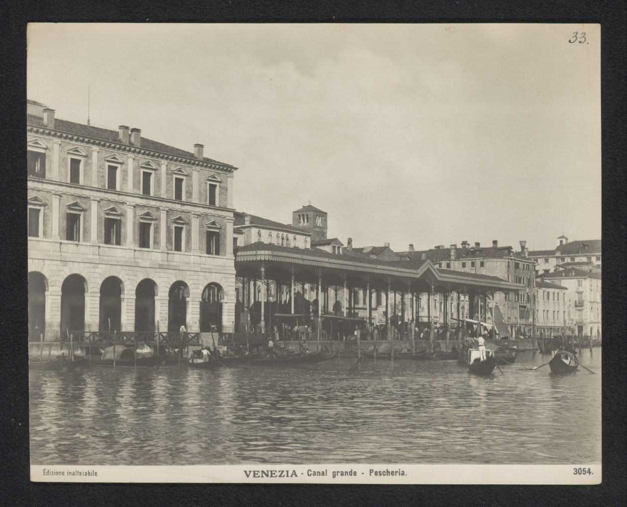 Krytý rybí trh v Benátkách Benátky - Canal Grande - Pescheria (název na objektu) od Neue Photographische Gesellschaft