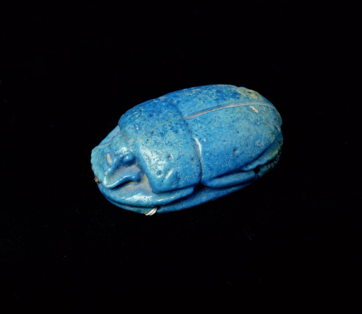 Skarabeus z mumie, z Théb (fajáns) od New Kingdom Egyptian