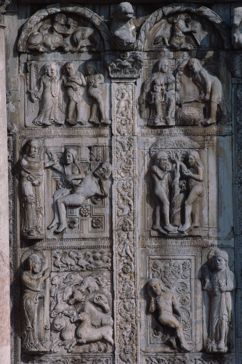 Detail z jižní strany západní verandy, cca. 1120-38 (viz 136521 a 136522) od Nicholaus