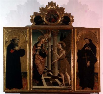 Triptych: centrální panel zobrazující nahoře Zvěstování Bohu a boční panely s postavami dvou světců (tempera na panelu) od Nicola de Maestro Antonio