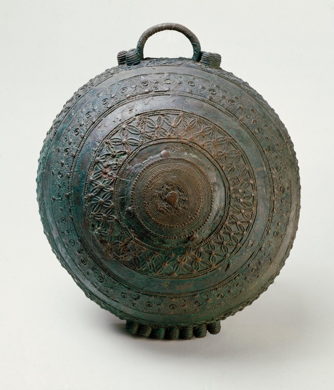 Mísa, Igbo-Ukwu, 9. - 10. století (olovnatý bronz) (viz také 412905) od Nigerian