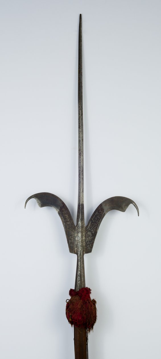 Friuli Spear (ocel, dřevo a látka se stopami zlacení) od Northern Italian School