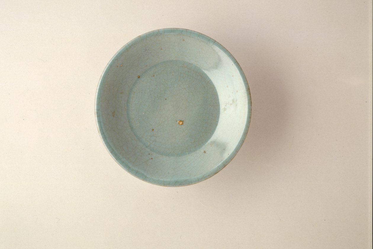Vzácná mělká miska Ruyao (keramická) (viz také 466676) od Northern Song Dynasty Chinese School