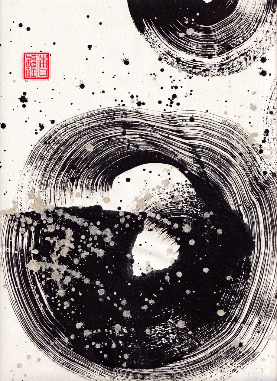 Kruhová tušová abstrakce 1, 2015 (tuš a barva na papíře Xuan) od Odilia W. Y. Fu