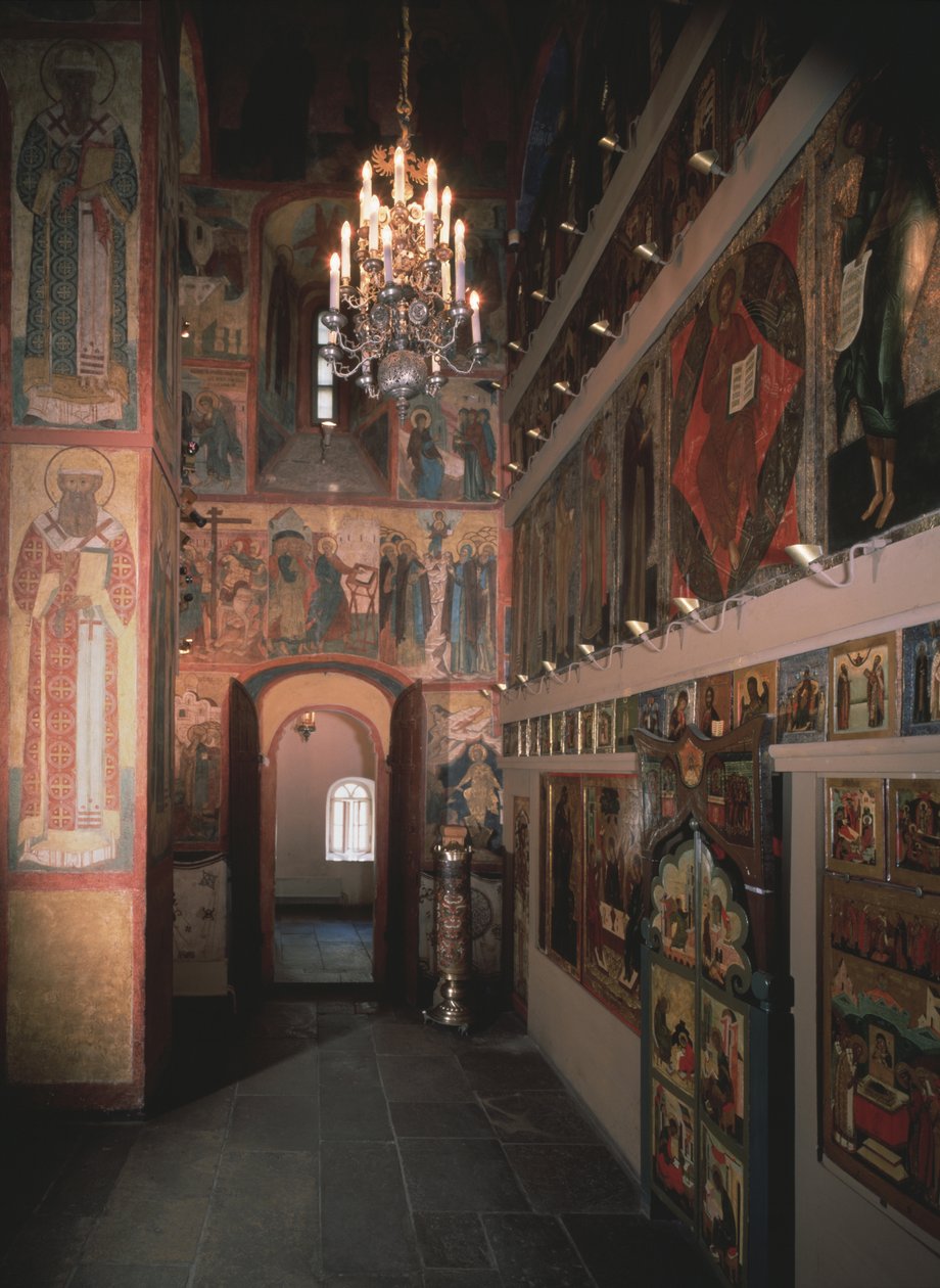 Interiér s ikonostasem v kostele Saint Robe v moskevském Kremlu, 1627 od Old Russian Architecture