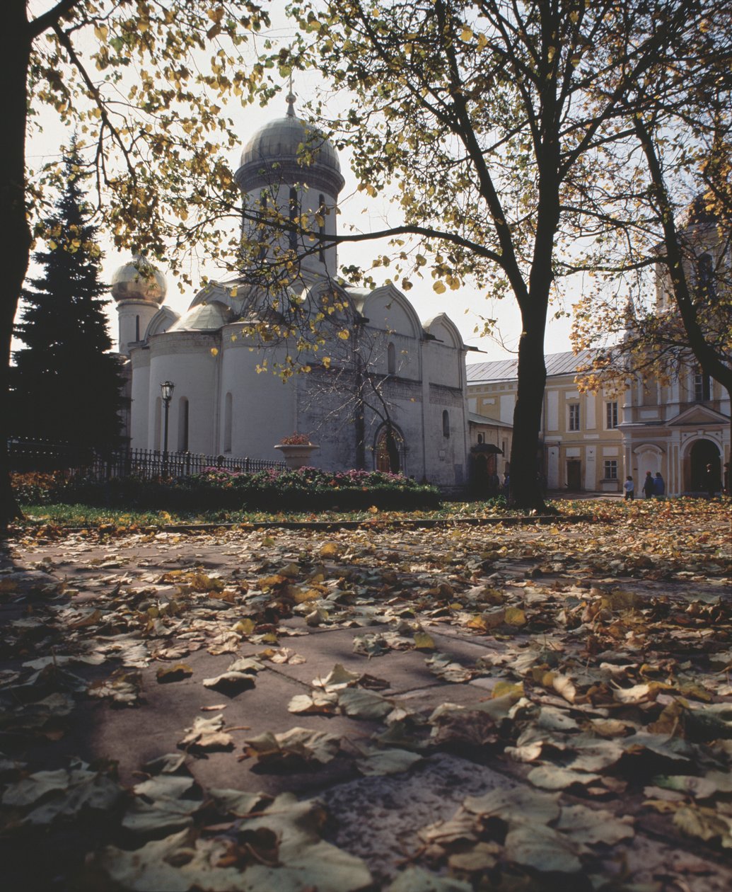 Katedrála Nejsvětější Trojice s hrobkou svatého Sergia z Radoneže, 1422 od Old Russian Architecture
