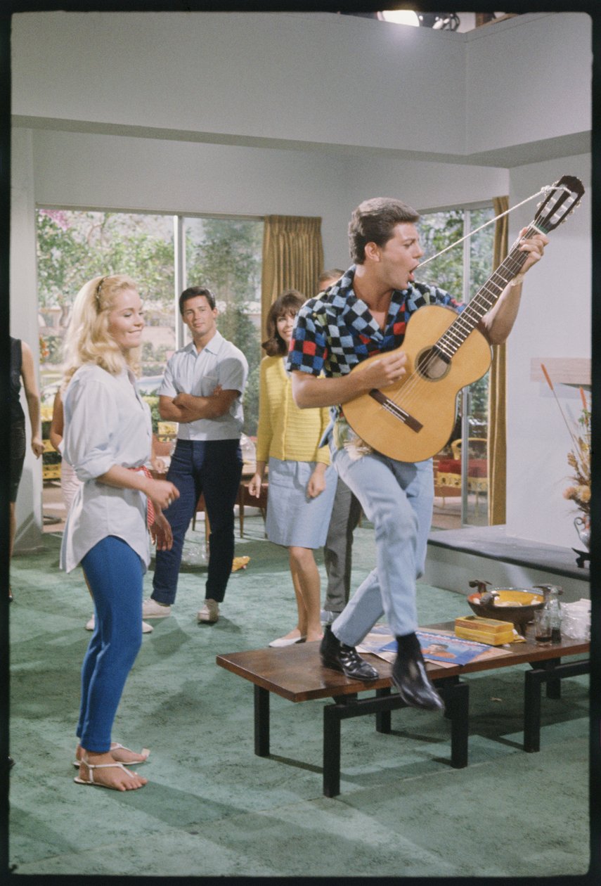Frankie Avalon a Tuesday Weld na setu 