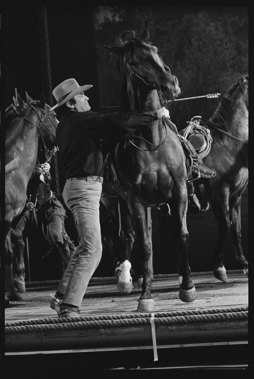 Gregory Peck s koněm na scéně 