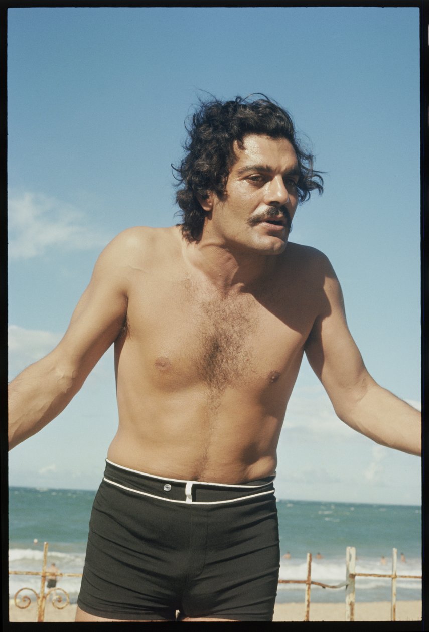 Omar Sharif na pláži od Orlando Suero