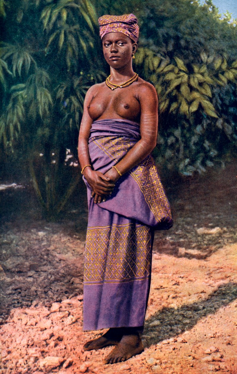 Žena z Accra, Ghana, 1922. od P. A. McCann