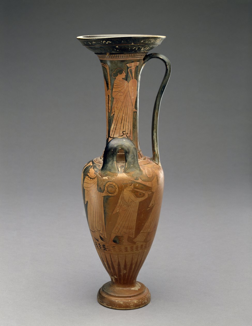 Loutrophoros Hydria se svatebním procesím, 480-460 př. n. l. (terakota) od Pan Painter (attr. to)