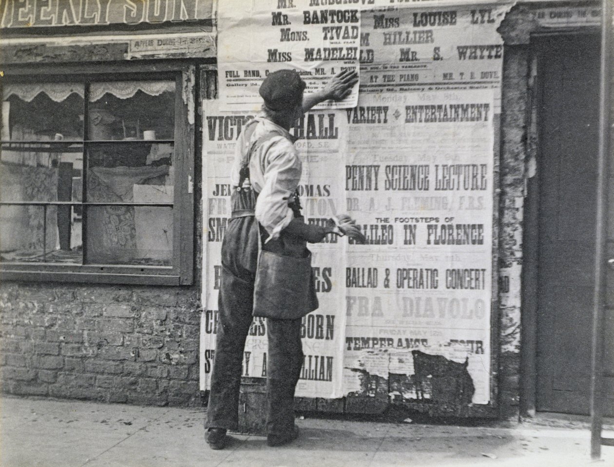 Bill Poster-man, Londýn, 1894 od Paul Martin