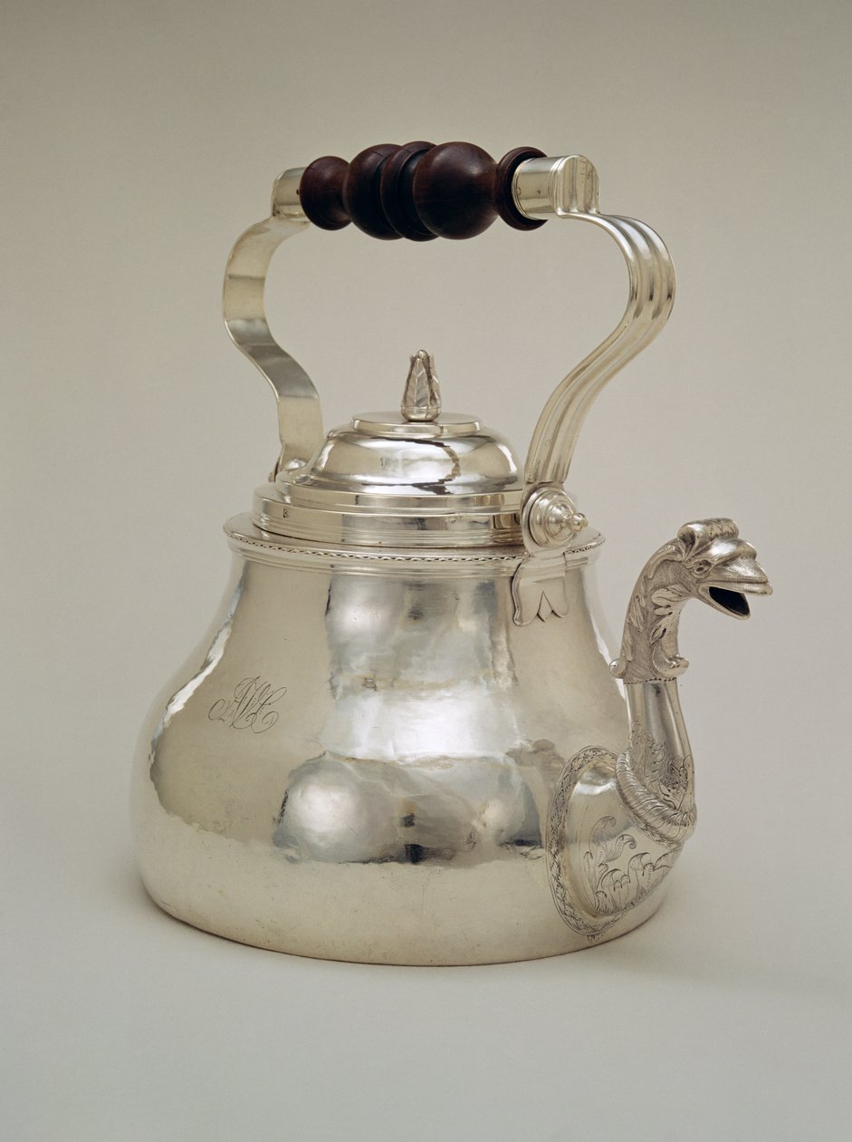 Čajová konvice, cca 1765 (stříbro) od Paul Revere
