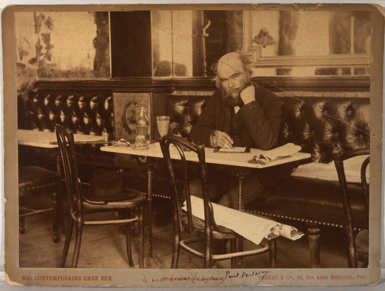 Paul Verlaine v Café François 1er v Paříži, 1892. od Paul Dornac
