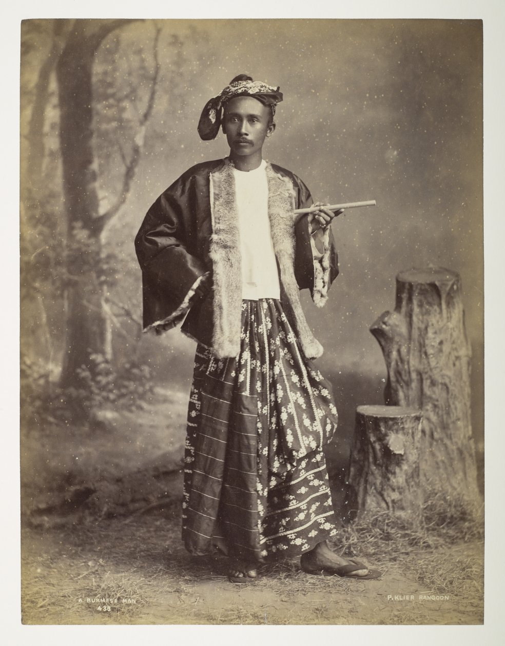 Barmánec, z Views of Barma od Philip Adolphe Klier