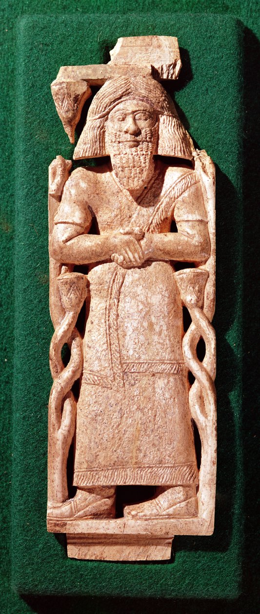 Slonovinová plaketa boha ze státního lože Hazaela, syrského krále Damašku, z Arslana Tasche (Hadatou) kolem 840 př.n.l. od Phoenician