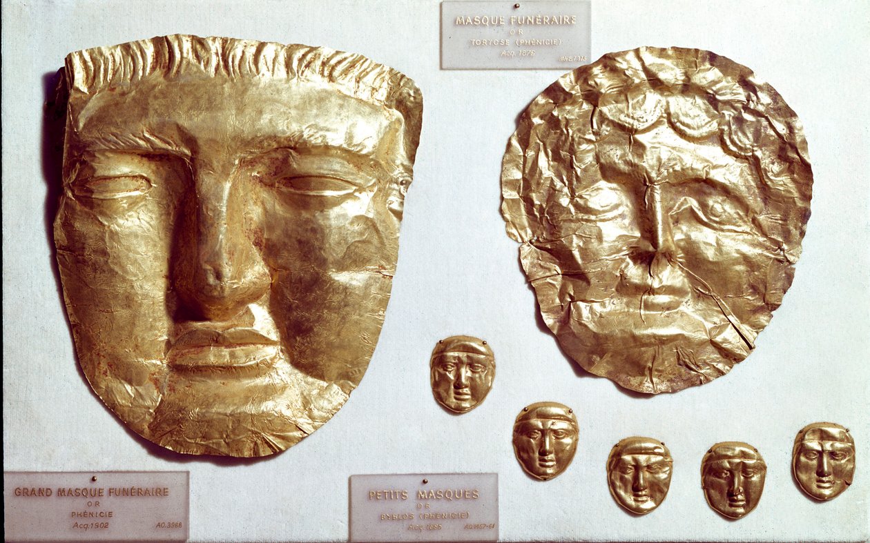 Závěsný od Phoenician Phoenician