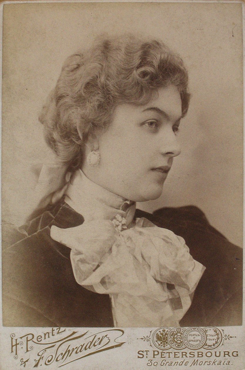 Anastasya Dmitrievna Vjalceva 1871-1913, polovina 90. let 19. století. od Photo studio H. Rentz and F.