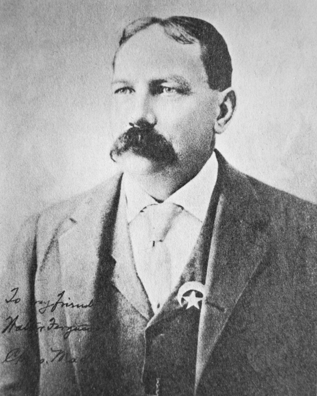 Chris Madsen (1851-1944) (černobílá fotografie) od Photographer American