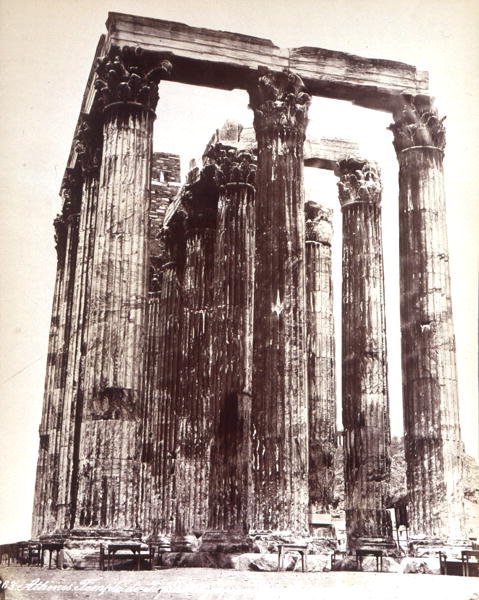 Diův chrám v Olympii (černobílá fotografie) od Photographer Italian