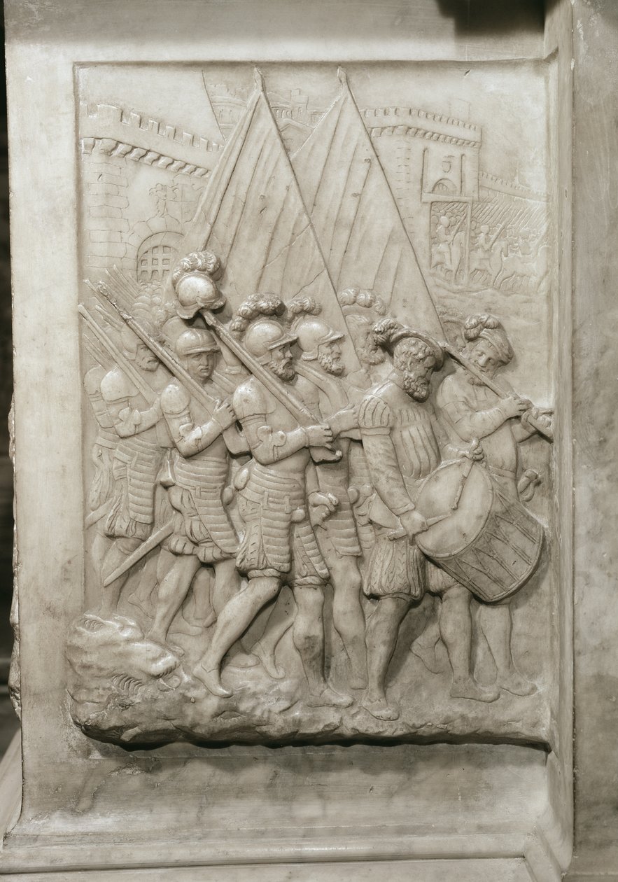 Hrobka Francoise I. 1494-1547 a jeho manželky Claude z Francie, detail vojáků vedených bubeníkem, zhotovený z mramoru z roku 1548 od Pierre Bontemps