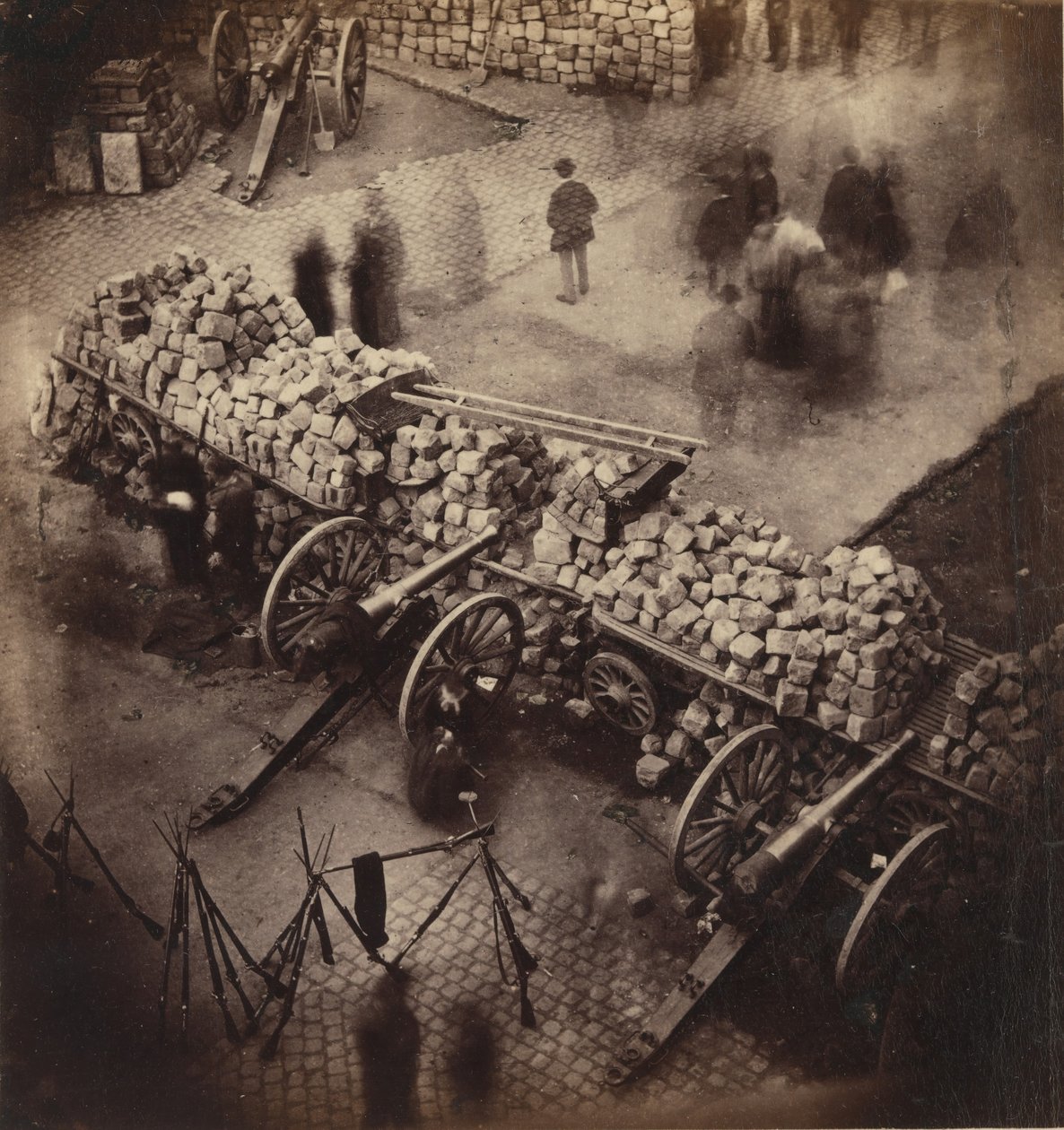 Barikády komuny, duben 71. Roh náměstí Hotel de Ville & Rue de Rivoli, 1871. od Pierre Ambrose Richebourg