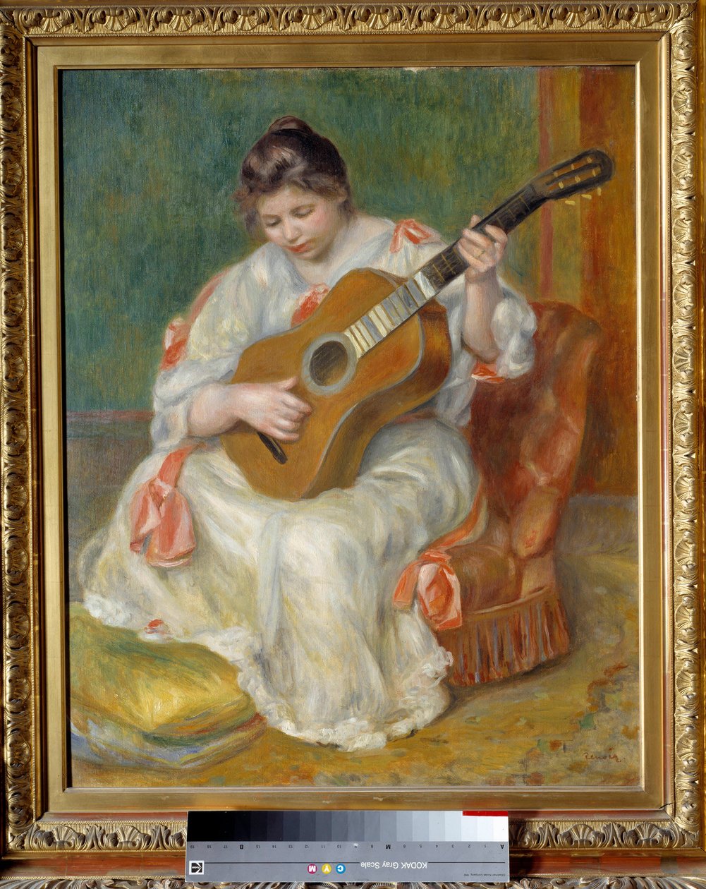 Žena hrající na kytaru. Obraz Pierra Auguste Renoira (1841-1919) od Pierre Auguste Renoir