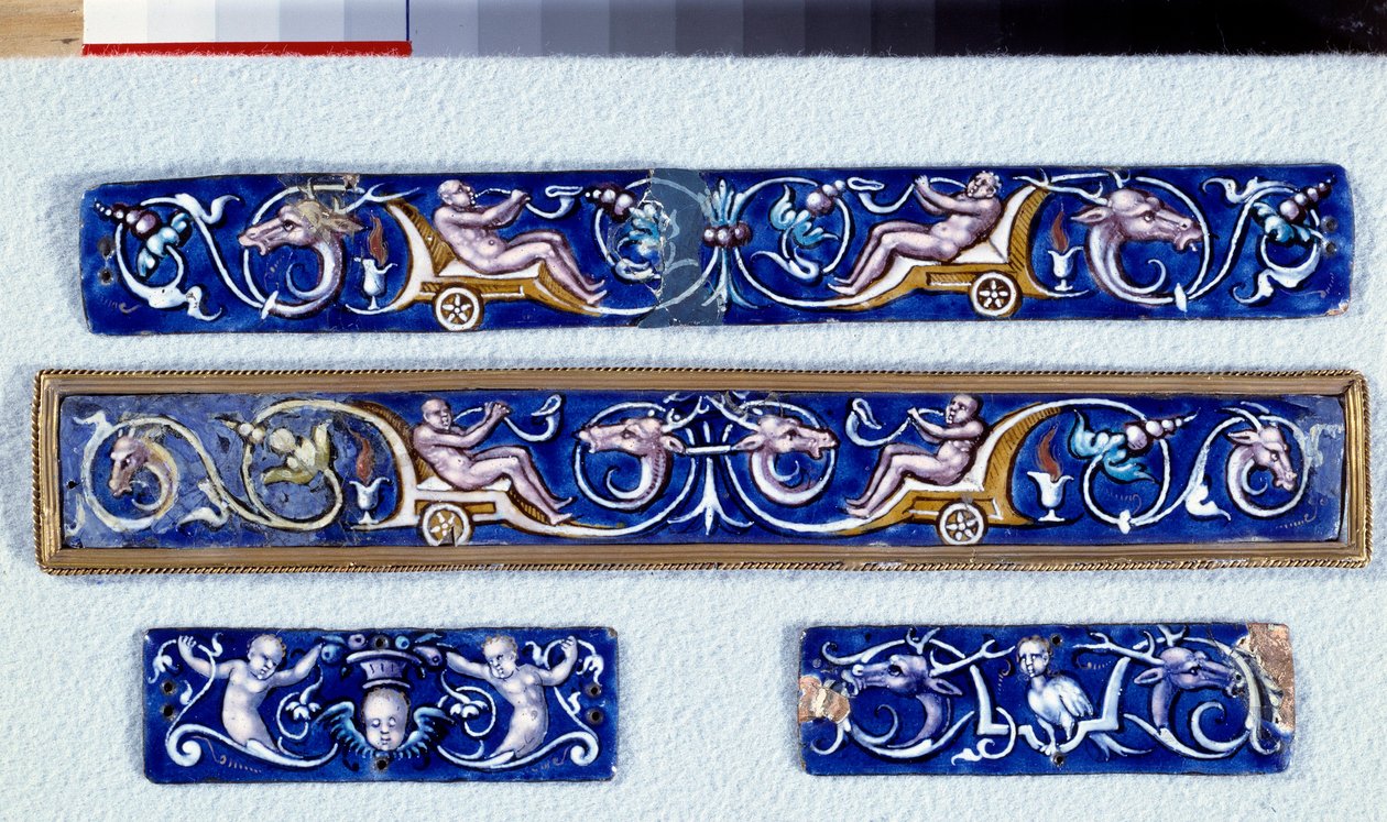 Groteskní oplachovací talíře. Smaltovaná malba realizovaná v dílnách Pierra Reymonda (1513-1584) Enouen, Musee national de la Renaissance od Pierre Reymond