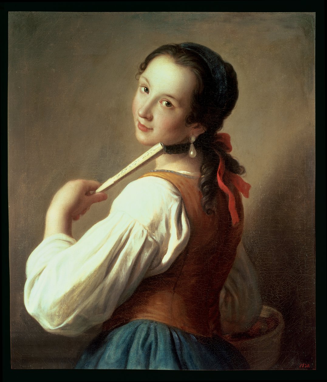 Mladá dívka, která nosí perlové náušnice od Pietro Antonio Rotari