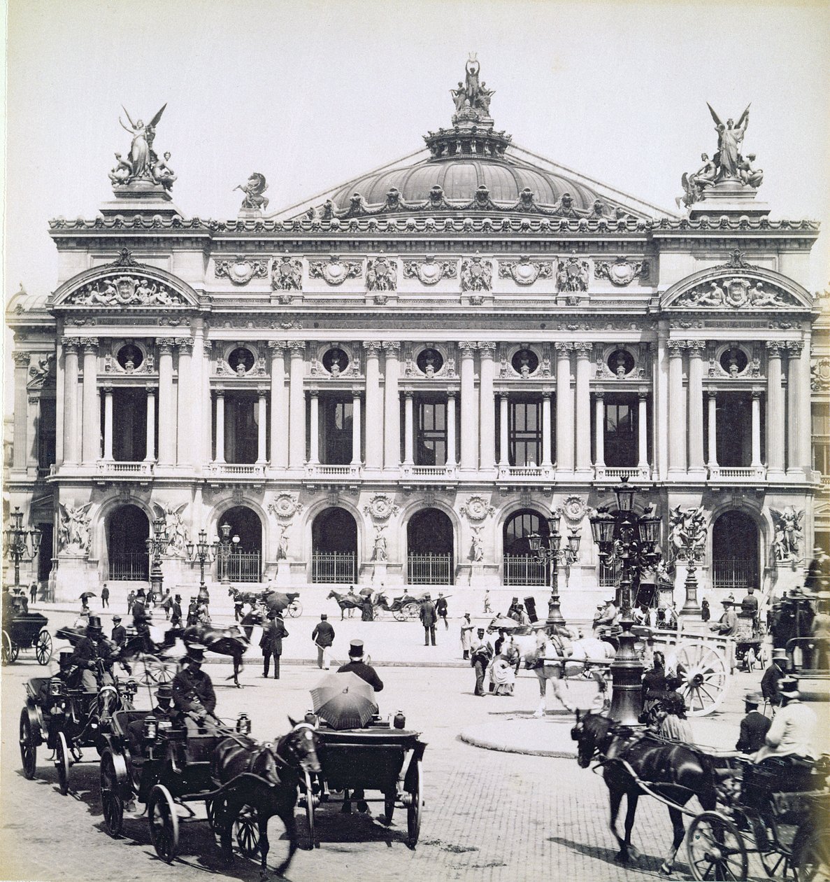 Opera, Paříž, 14. května 1893 od Portuguese Photographer