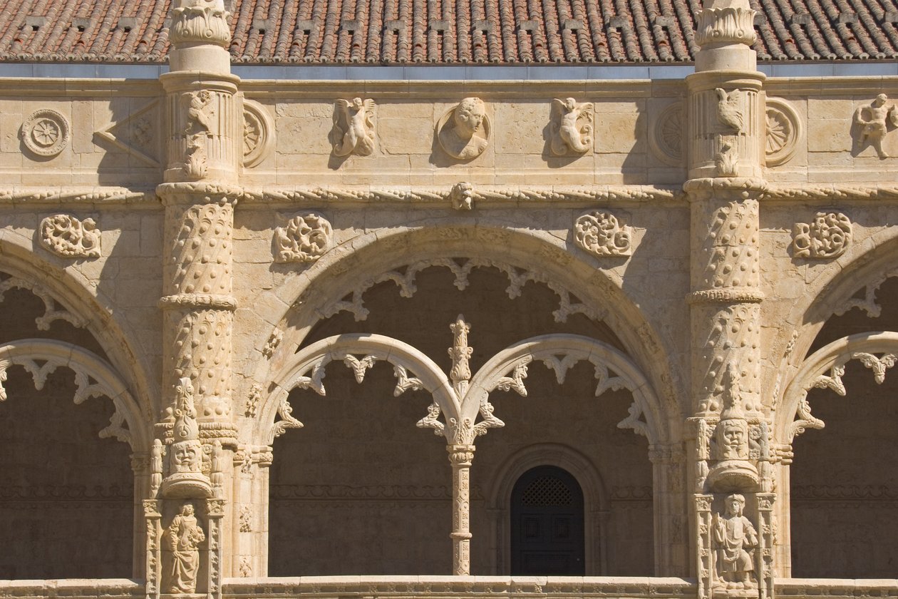 Klášter od Portuguese School