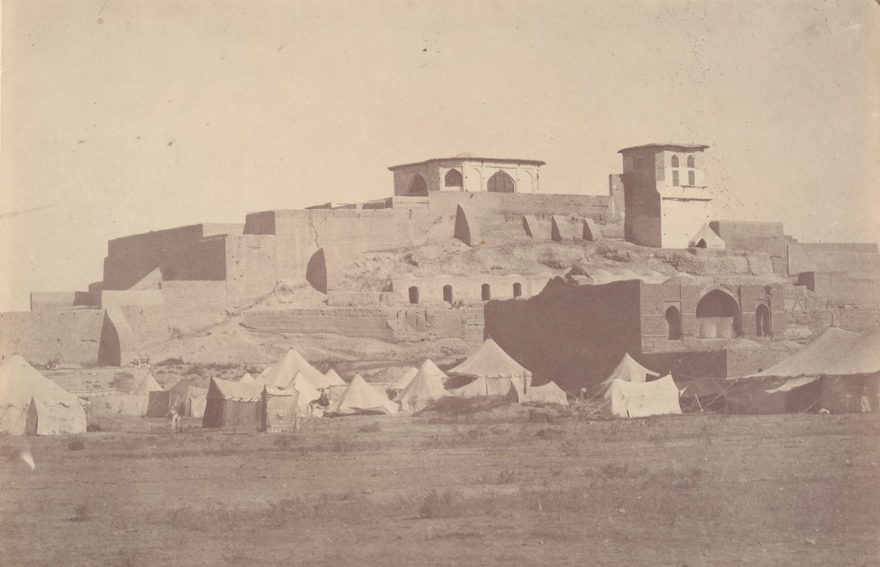 [Perská citadela v okolí Sultaniye], 40.–60. léta 19. století. od Possibly by Luigi Pesce.