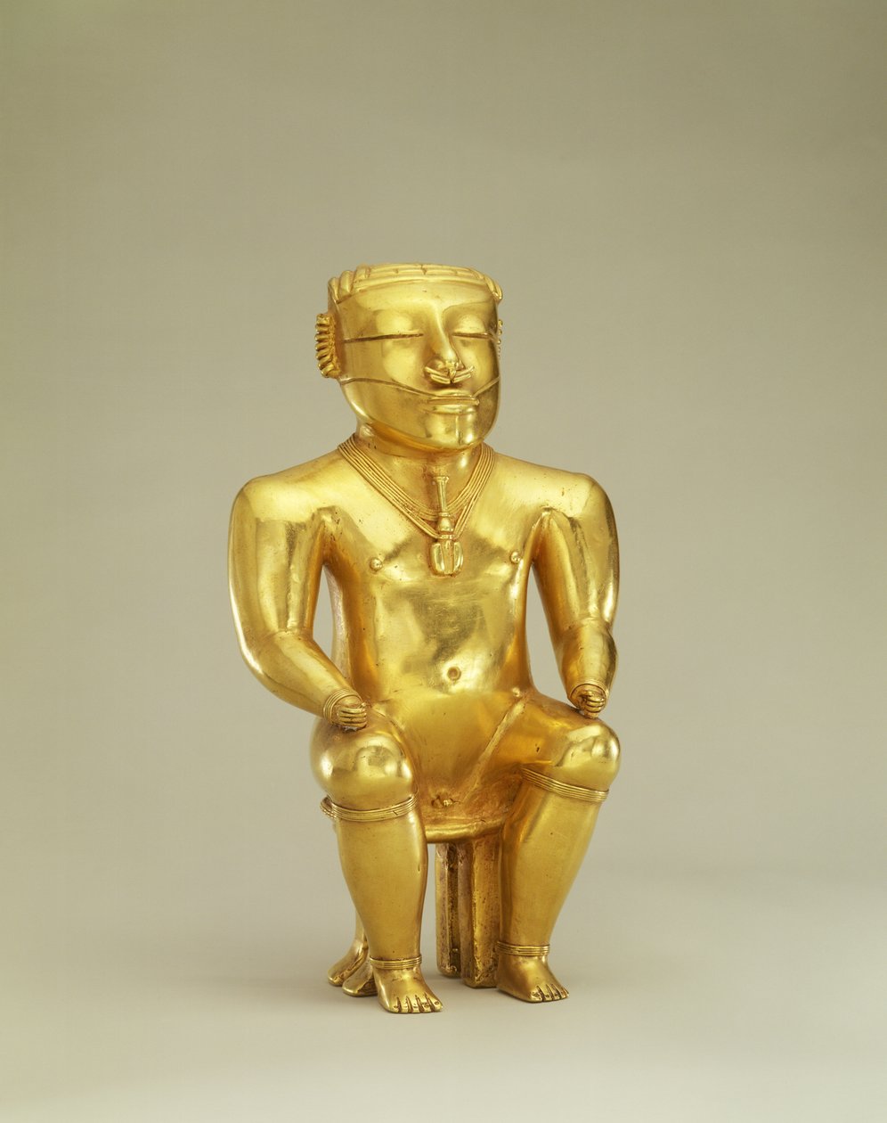 Antropomorfní limetková baňka (zlatá) od Pre Columbian