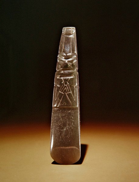 Olmekoidní celt, z Guacimo, oblast Linea Vieja (průsvitný mořský zelený nefrit) od Pre Columbian Pre Columbian