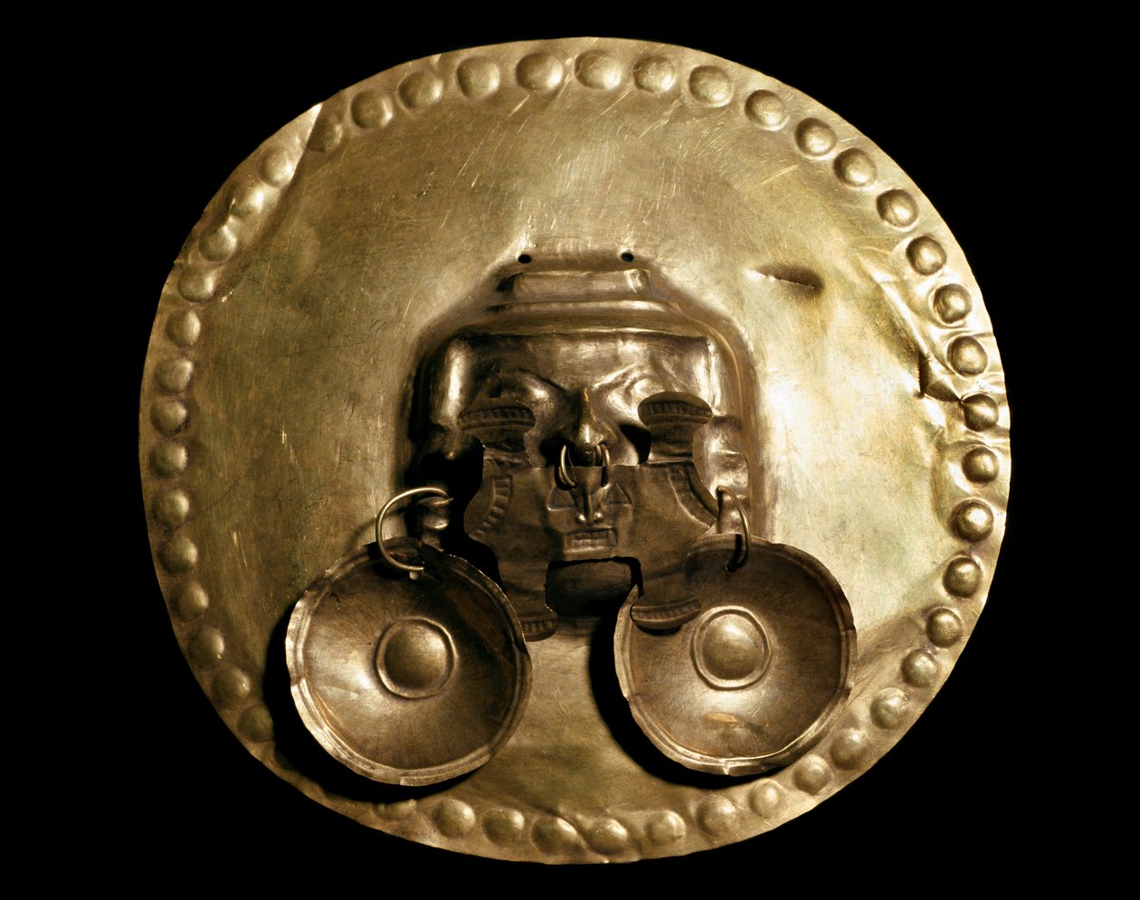Předkolumbovská civilizace Calima: zlatý prsní sval. 7.-15. století Bogota, Museo de Oro Kolumbie od Pre Columbian Pre Columbian