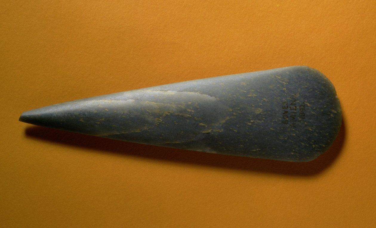 Sekera z Boves, Amiens (nefrit) od Prehistoric