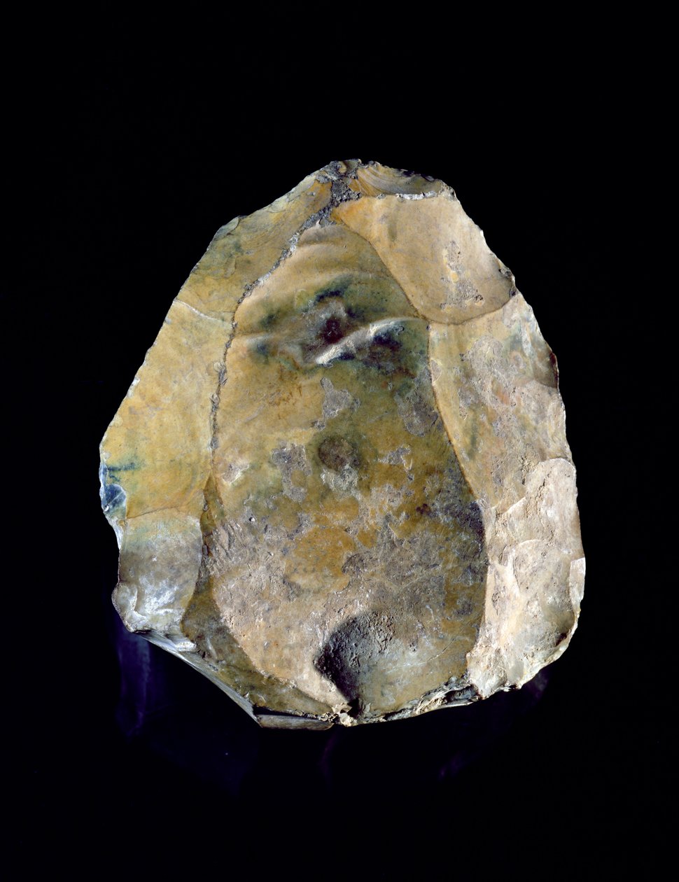 Jádrový kámen, používaný k výrobě nástrojů, cca 250 000 př. n. l. (pazourek) od Prehistoric