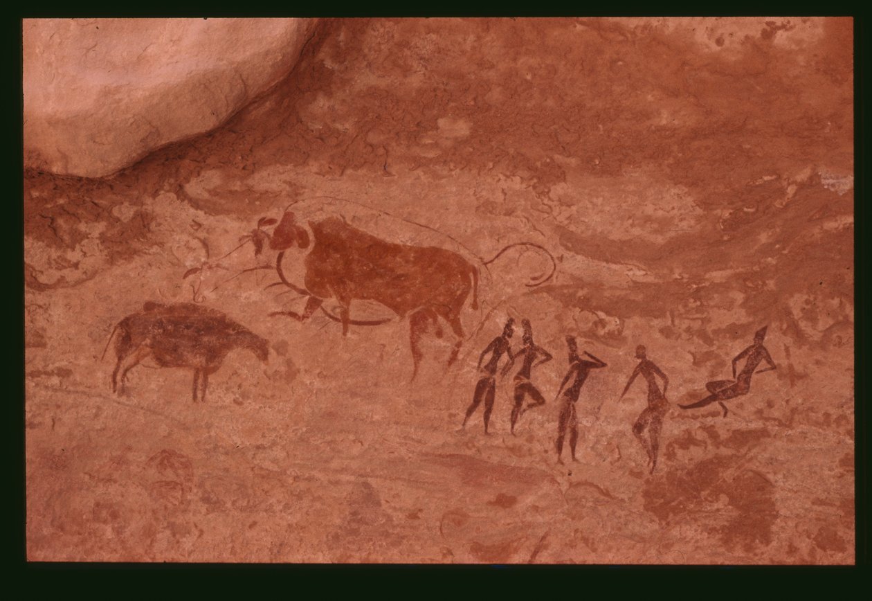 Krávy a lidské postavy (skalní malba) od Prehistoric