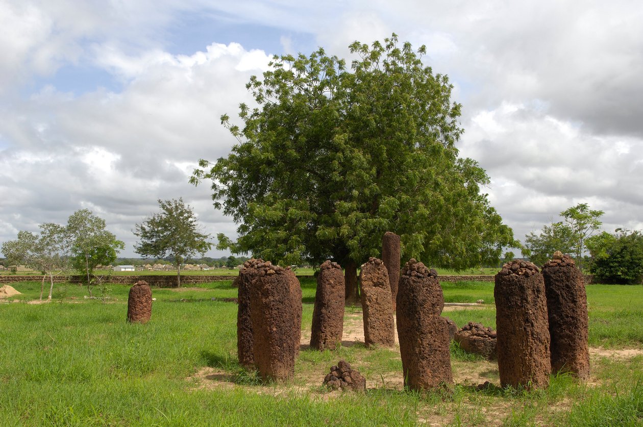 Pravěk: Megalitický kruh kamenů z Wassu, Gambie (foto) od Prehistoric Prehistoric