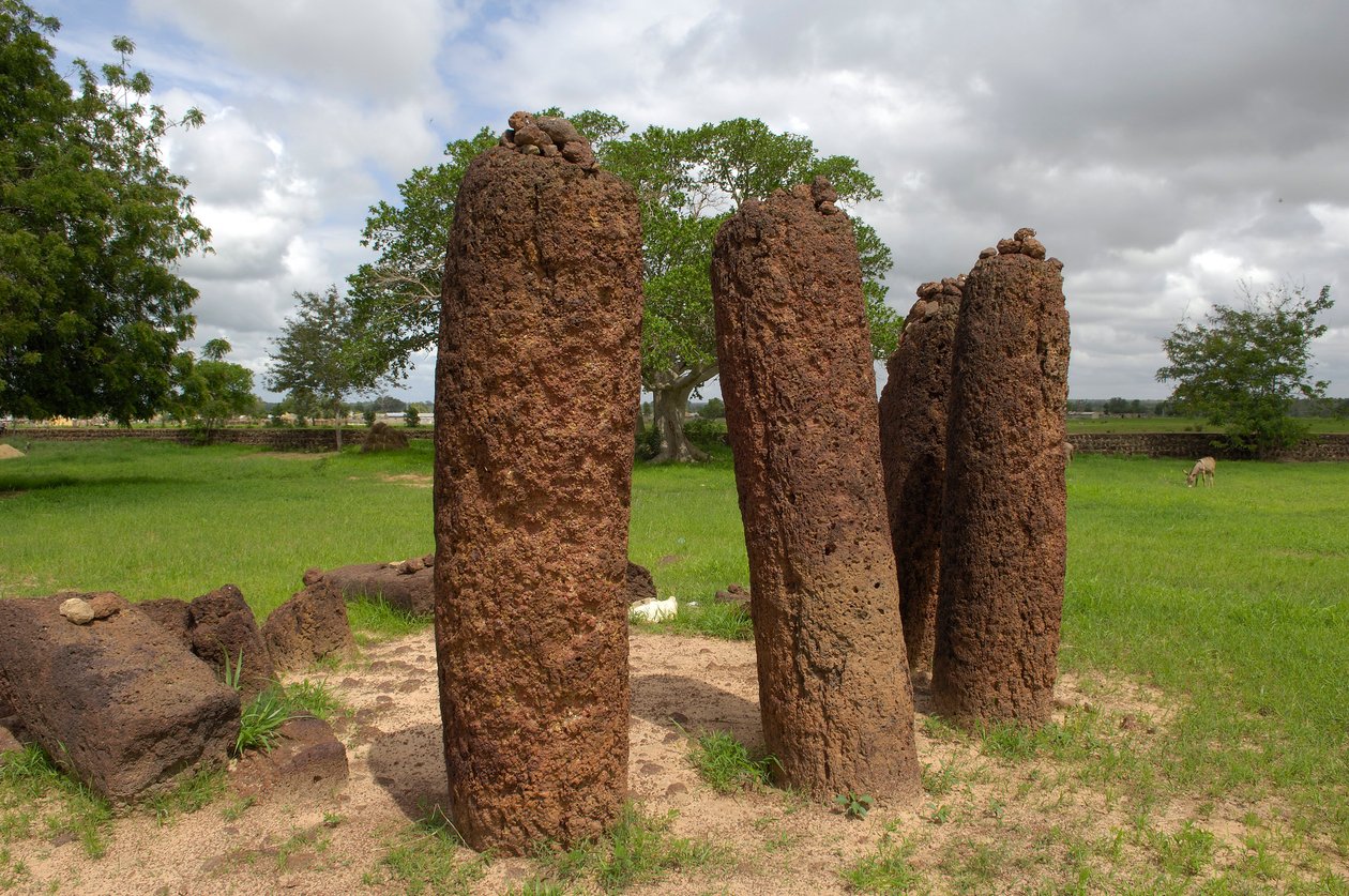 Pravěk: Megalitický kruh kamenů z Wassu, Gambie (foto) od Prehistoric Prehistoric
