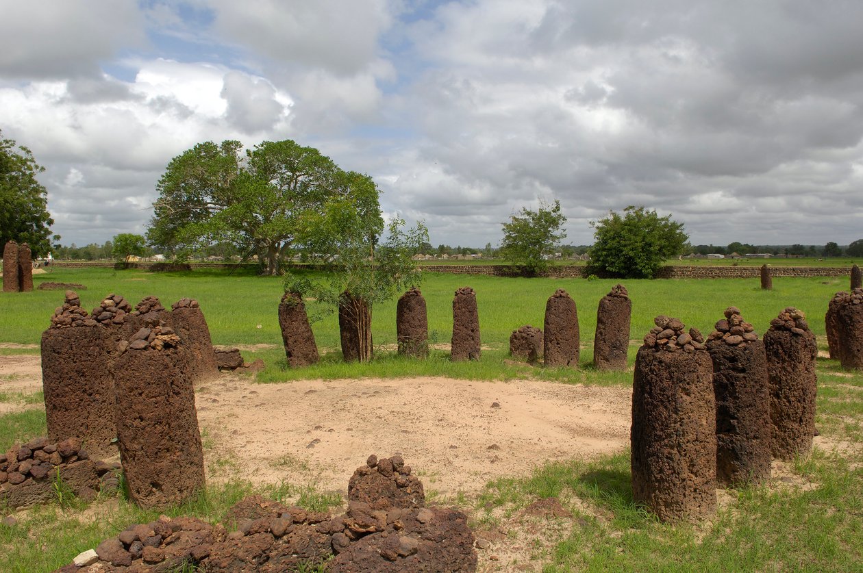 Pravěk: Megalitický kruh kamenů z Wassu, Gambie (foto) od Prehistoric Prehistoric