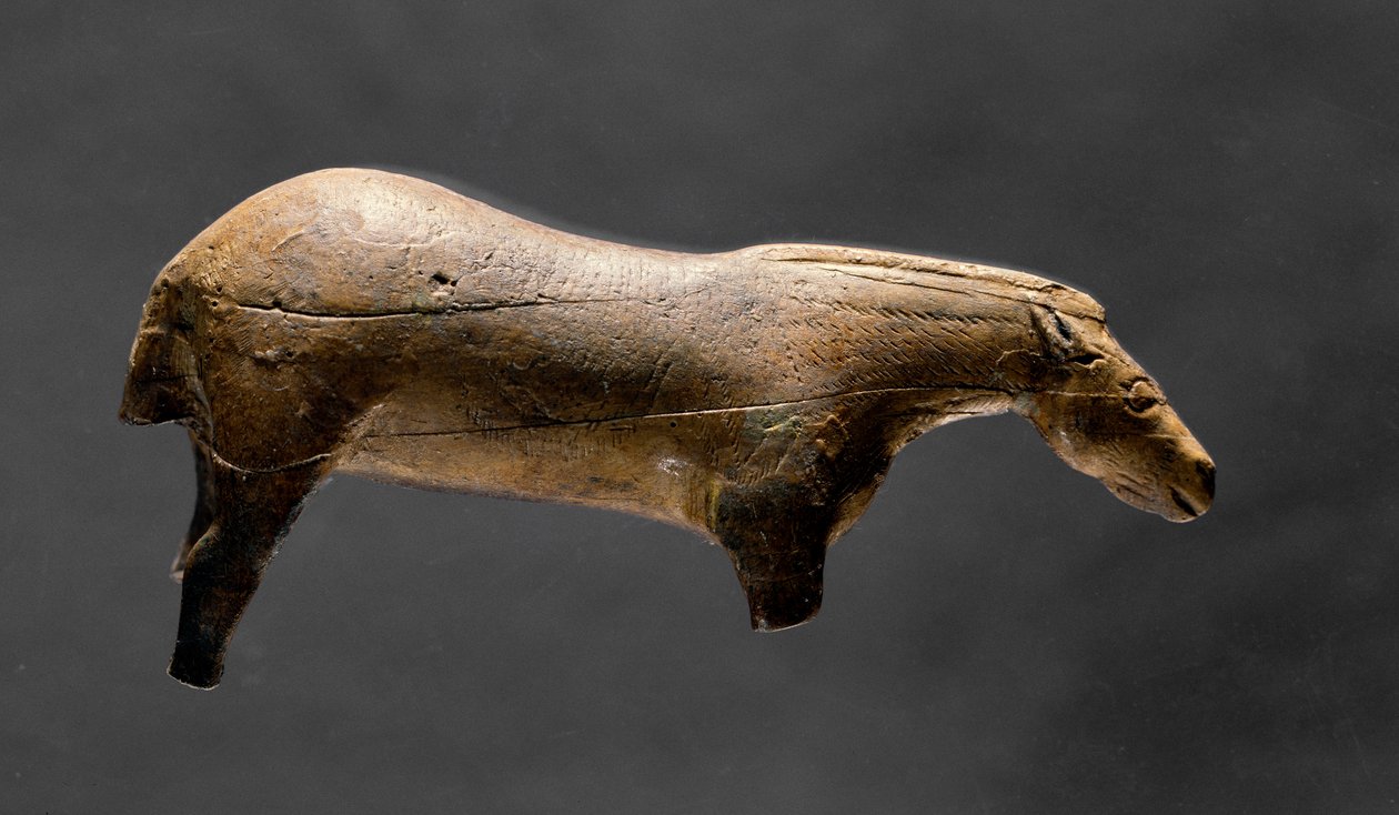 Lurdský kůň. Slonovinová figurka z jeskyně Espelugue. svrchní paleolit od Prehistoric Prehistoric