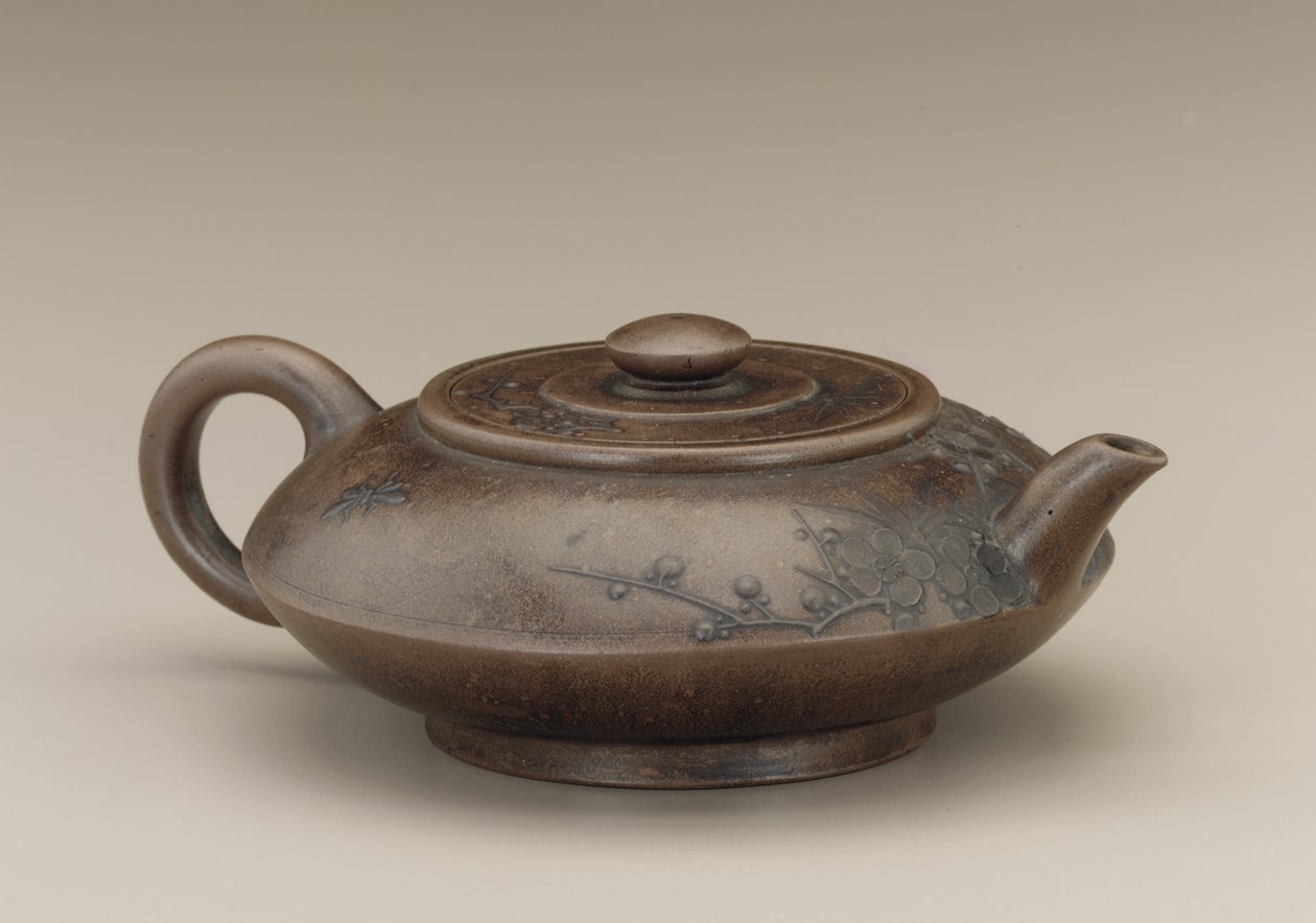 Čajová konvice s falešnou značkou Gong Chun, Yixing, provincie Jiangsu (neglazovaná kamenina) od Qing Dynasty Chinese School